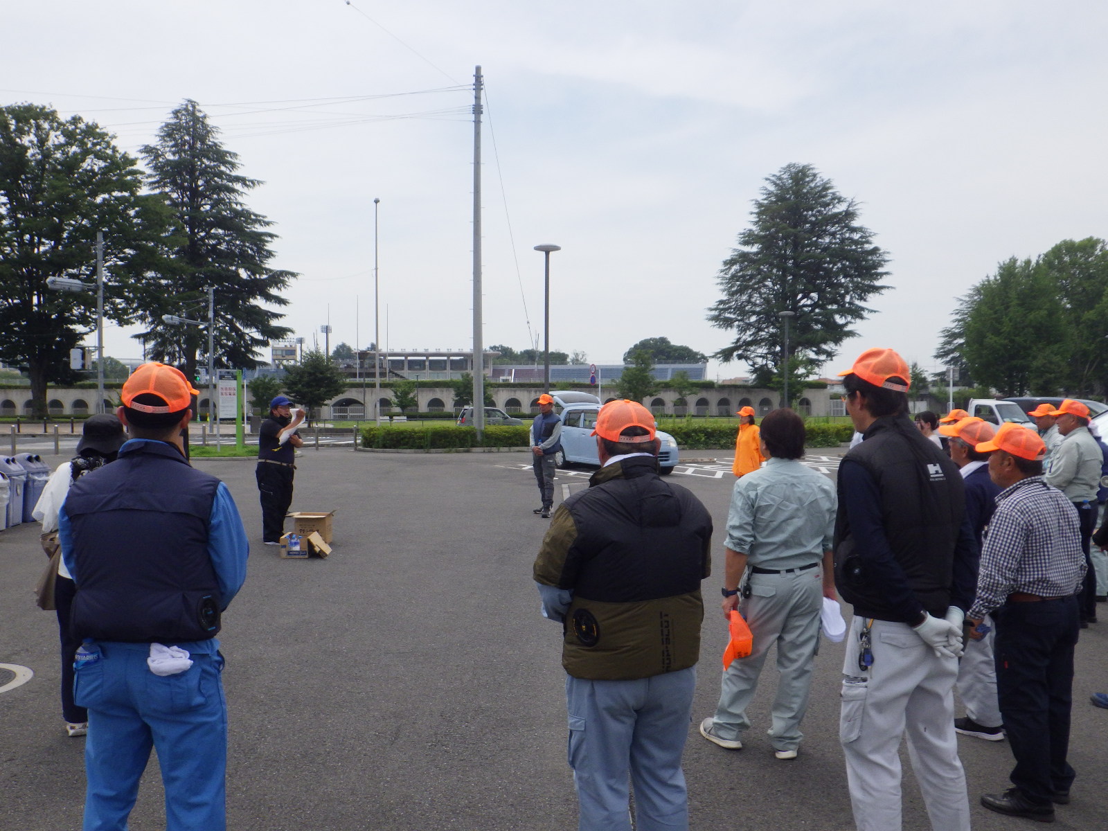 7月西駐車場環境美化作業